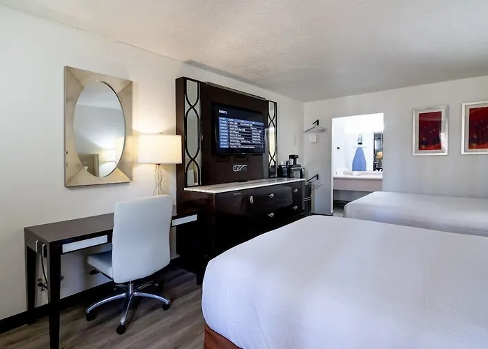 Ramada By Wyndham Motel