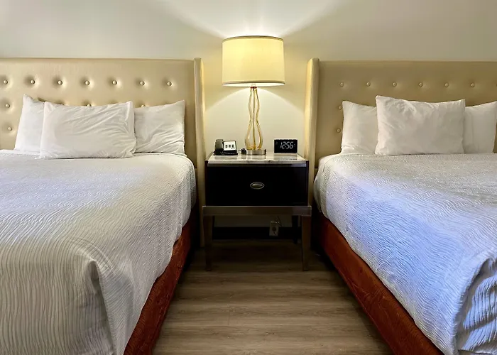 Motel Ramada By Wyndham 2*