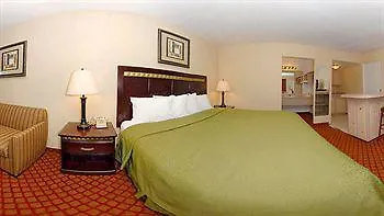 Ramada By Wyndham Motel 2*